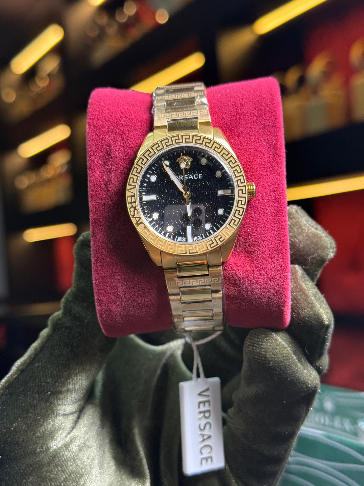 VERSACE